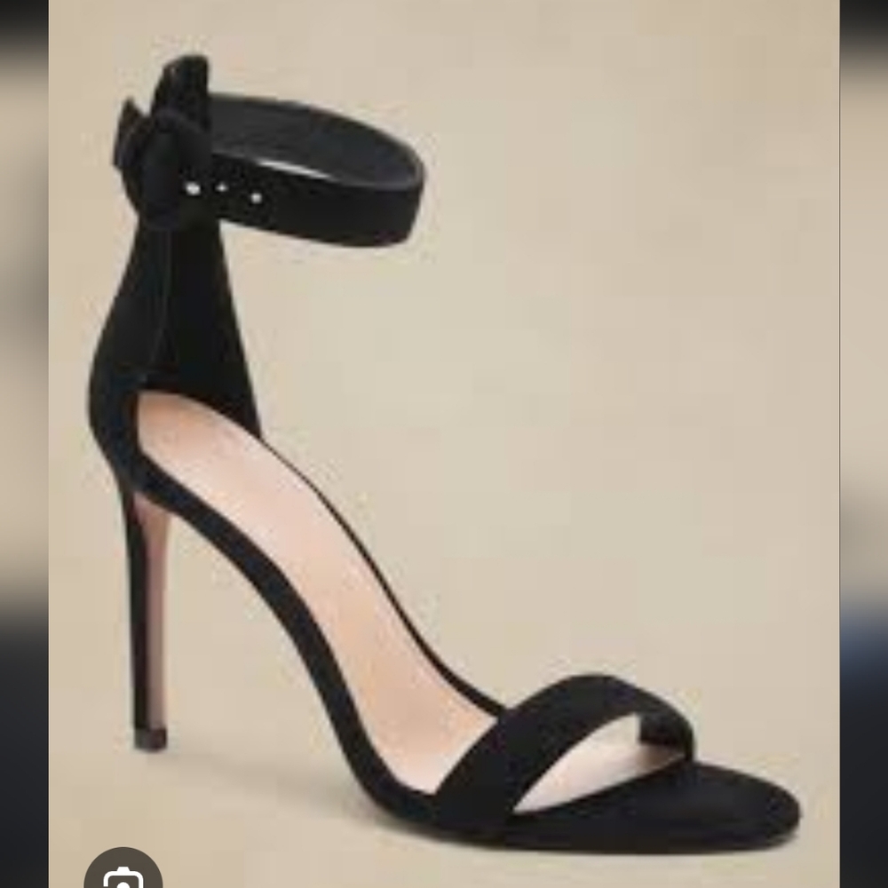 BANANA REPUBLIC Black Suede Ankle Strap Heels